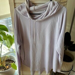 Lavender Women's Hooded Sweater ($5 in bundle of $20+)